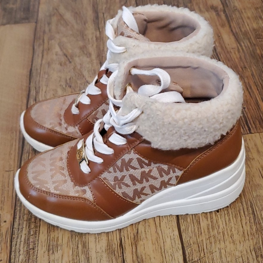 MK print wedge booties